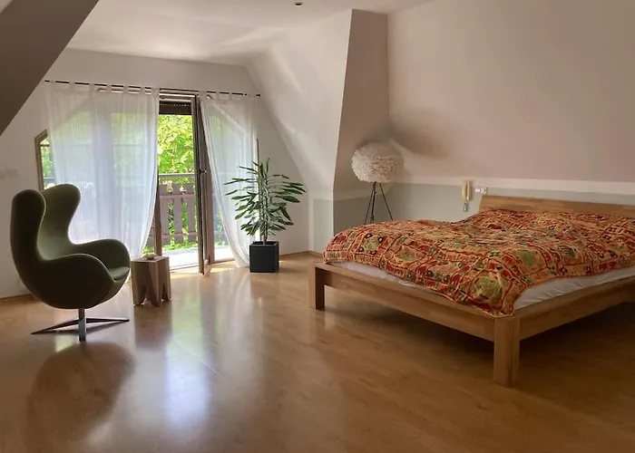 Willa Spacious With An Outdoor Pool In Cernosice